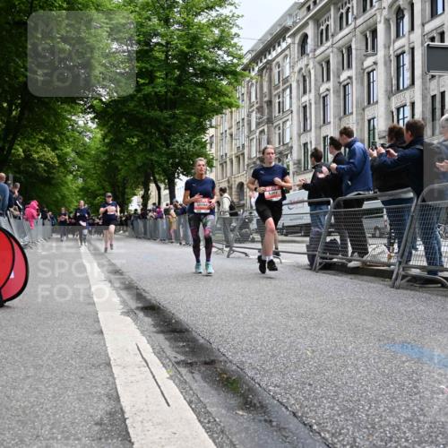14.06.2026 - REWE Women's Run J. Mangold http://msf.ph/oto/9760682 14.06.2026 11:04:39 Ziel 5020, 5446, 5615, 5687, 6038 meine-sportfotos.de