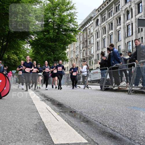 14.06.2026 - REWE Women's Run J. Mangold http://msf.ph/oto/9760771 14.06.2026 11:04:51 Ziel 5199, 5208, 5230, 5357, 5389, 5420, 5444, 5531, 5743, 5744, 5745, 5747, 5754 meine-sportfotos.de
