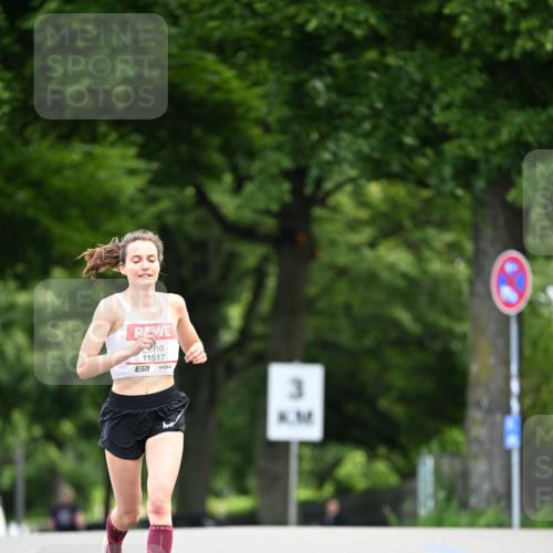 14.06.2026 - REWE Women's Run Dr. Thomas Lammeyer http://msf.ph/oto/9760800 14.06.2026 09:29:35 Laufen 11517, 3 meine-sportfotos.de