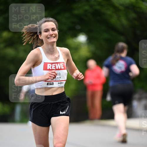 14.06.2026 - REWE Women's Run Dr. Thomas Lammeyer http://msf.ph/oto/9760829 14.06.2026 09:29:37 Laufen 517 meine-sportfotos.de