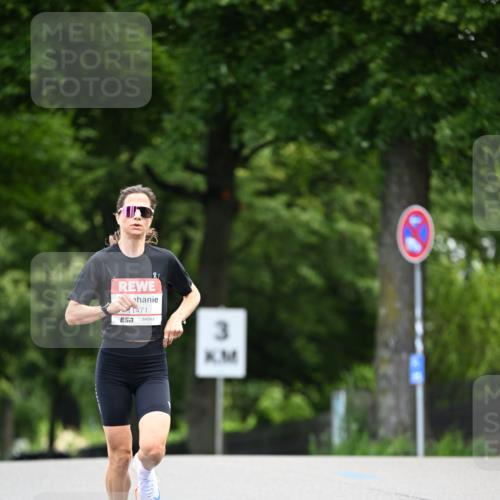 14.06.2026 - REWE Women's Run Dr. Thomas Lammeyer http://msf.ph/oto/9760895 14.06.2026 09:30:20 Laufen 8, 11471, 57, 3 meine-sportfotos.de