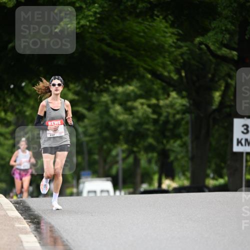 14.06.2026 - REWE Women's Run Dr. Thomas Lammeyer http://msf.ph/oto/9760939 14.06.2026 09:31:16 Laufen 57, 3 meine-sportfotos.de