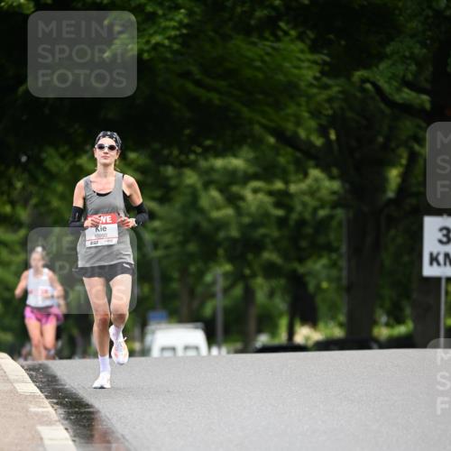 14.06.2026 - REWE Women's Run Dr. Thomas Lammeyer http://msf.ph/oto/9760945 14.06.2026 09:31:17 Laufen 10992, 3 meine-sportfotos.de