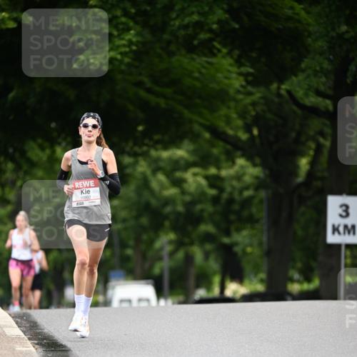 14.06.2026 - REWE Women's Run Dr. Thomas Lammeyer http://msf.ph/oto/9760952 14.06.2026 09:31:17 Laufen 10992, 3 meine-sportfotos.de
