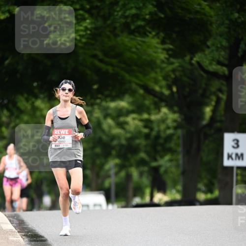 14.06.2026 - REWE Women's Run Dr. Thomas Lammeyer http://msf.ph/oto/9760955 14.06.2026 09:31:18 Laufen 10992, 3 meine-sportfotos.de