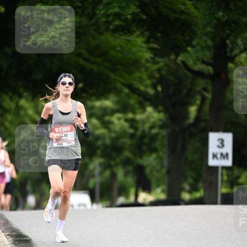 14.06.2026 - REWE Women's Run Dr. Thomas Lammeyer http://msf.ph/oto/9760963 14.06.2026 09:31:18 Laufen 7, 0992, 3 meine-sportfotos.de