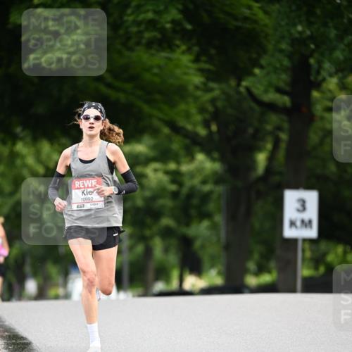 14.06.2026 - REWE Women's Run Dr. Thomas Lammeyer http://msf.ph/oto/9760966 14.06.2026 09:31:18 Laufen 10992, 57, 3 meine-sportfotos.de