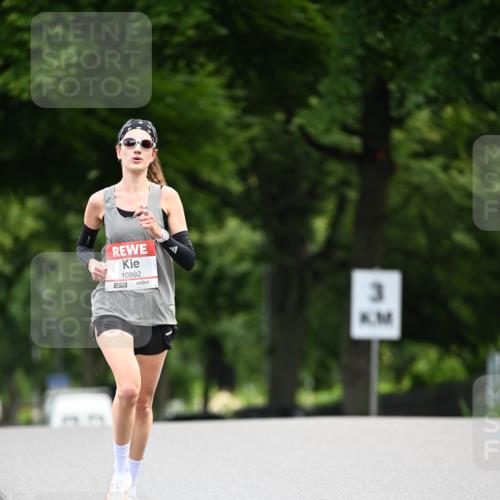 14.06.2026 - REWE Women's Run Dr. Thomas Lammeyer http://msf.ph/oto/9760975 14.06.2026 09:31:19 Laufen 10992, 3 meine-sportfotos.de