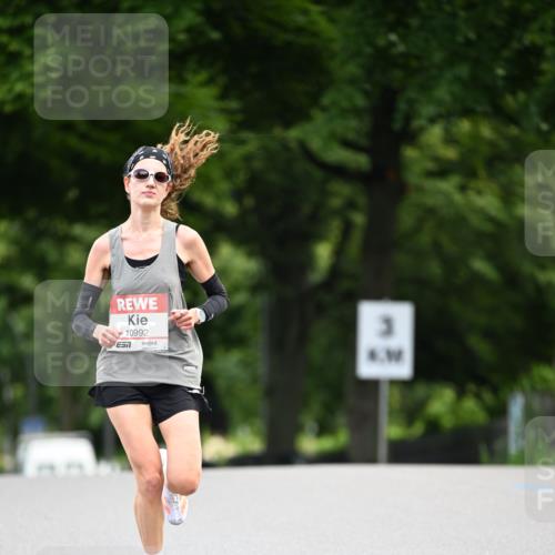 14.06.2026 - REWE Women's Run Dr. Thomas Lammeyer http://msf.ph/oto/9760979 14.06.2026 09:31:19 Laufen 10992 meine-sportfotos.de