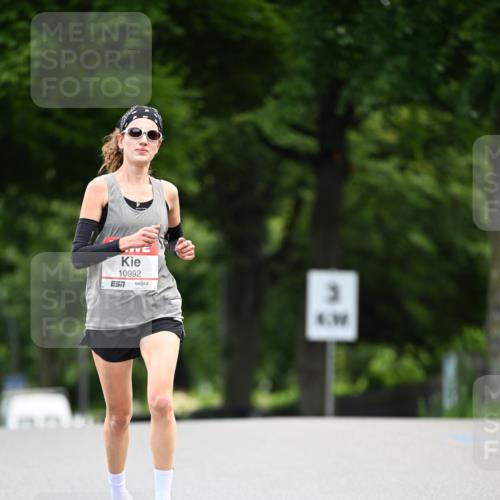 14.06.2026 - REWE Women's Run Dr. Thomas Lammeyer http://msf.ph/oto/9760981 14.06.2026 09:31:19 Laufen 10992, 3, 4 meine-sportfotos.de