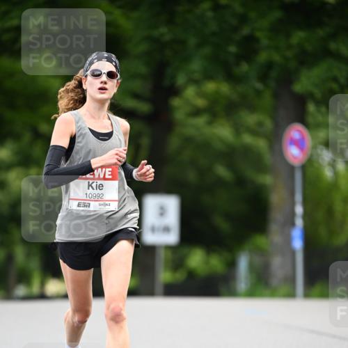 14.06.2026 - REWE Women's Run Dr. Thomas Lammeyer http://msf.ph/oto/9760993 14.06.2026 09:31:20 Laufen 10992 meine-sportfotos.de