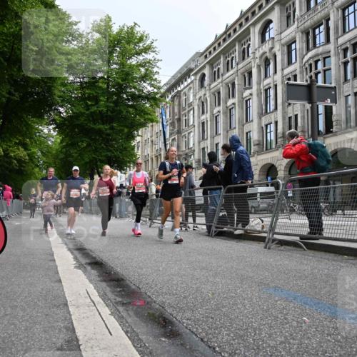 14.06.2026 - REWE Women's Run J. Mangold http://msf.ph/oto/9761048 14.06.2026 11:05:26 Ziel 5169, 5200, 5339, 5354, 5416, 5646, 5710, 5772, 5833, 5834, 5887, 5897, 5923 meine-sportfotos.de