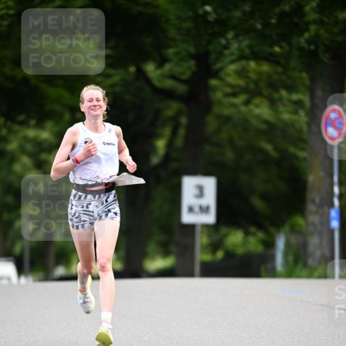 14.06.2026 - REWE Women's Run Dr. Thomas Lammeyer http://msf.ph/oto/9761054 14.06.2026 09:31:35 Laufen 3 meine-sportfotos.de