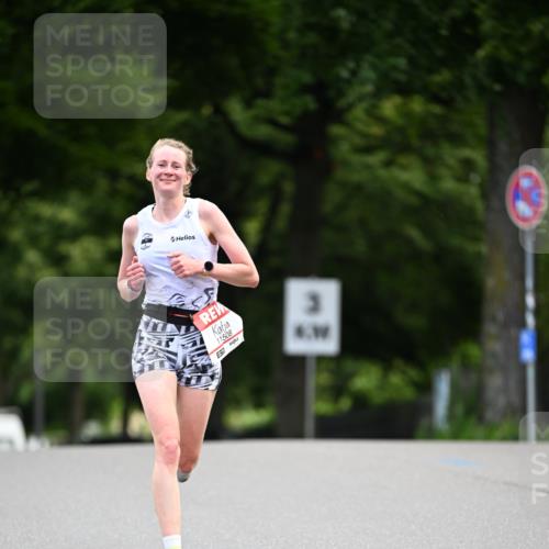 14.06.2026 - REWE Women's Run Dr. Thomas Lammeyer http://msf.ph/oto/9761061 14.06.2026 09:31:36 Laufen 11508, 3, 4 meine-sportfotos.de