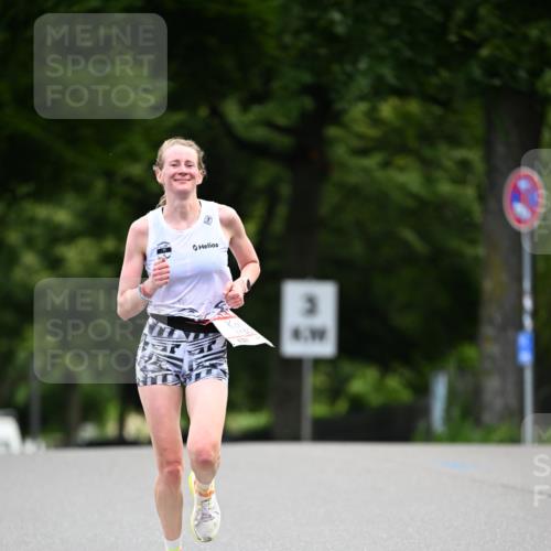 14.06.2026 - REWE Women's Run Dr. Thomas Lammeyer http://msf.ph/oto/9761063 14.06.2026 09:31:36 Laufen 3, 4 meine-sportfotos.de
