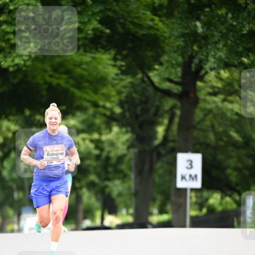 14.06.2026 - REWE Women's Run Dr. Thomas Lammeyer http://msf.ph/oto/9761090 14.06.2026 09:31:44 Laufen 10848, 3 meine-sportfotos.de