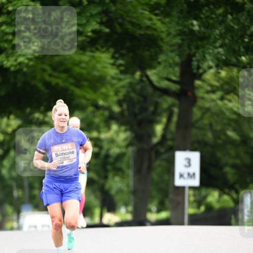 14.06.2026 - REWE Women's Run Dr. Thomas Lammeyer http://msf.ph/oto/9761096 14.06.2026 09:31:44 Laufen 10848, 57, 3 meine-sportfotos.de