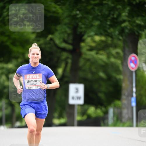 14.06.2026 - REWE Women's Run Dr. Thomas Lammeyer http://msf.ph/oto/9761114 14.06.2026 09:31:46 Laufen 10848, 57, 3, 4 meine-sportfotos.de