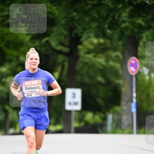 14.06.2026 - REWE Women's Run Dr. Thomas Lammeyer http://msf.ph/oto/9761117 14.06.2026 09:31:46 Laufen 10848, 3 meine-sportfotos.de