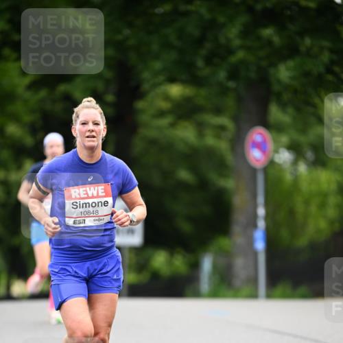 14.06.2026 - REWE Women's Run Dr. Thomas Lammeyer http://msf.ph/oto/9761121 14.06.2026 09:31:46 Laufen 10848 meine-sportfotos.de
