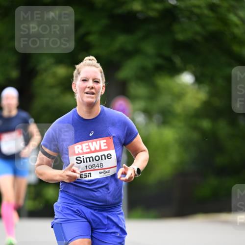 14.06.2026 - REWE Women's Run Dr. Thomas Lammeyer http://msf.ph/oto/9761136 14.06.2026 09:31:47 Laufen 10848 meine-sportfotos.de