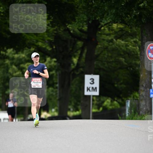 14.06.2026 - REWE Women's Run Dr. Thomas Lammeyer http://msf.ph/oto/9761171 14.06.2026 09:31:59 Laufen 10859, 7, 3 meine-sportfotos.de