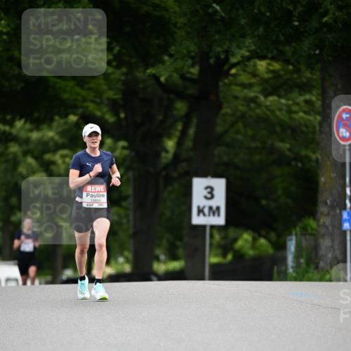 14.06.2026 - REWE Women's Run Dr. Thomas Lammeyer http://msf.ph/oto/9761175 14.06.2026 09:31:59 Laufen 10859, 51, 3 meine-sportfotos.de
