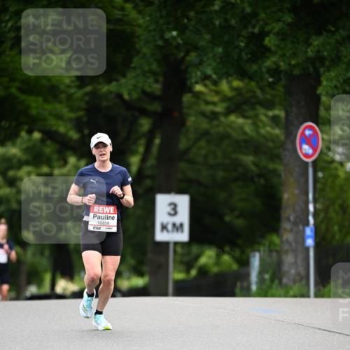 14.06.2026 - REWE Women's Run Dr. Thomas Lammeyer http://msf.ph/oto/9761189 14.06.2026 09:32:00 Laufen 10859, 3 meine-sportfotos.de