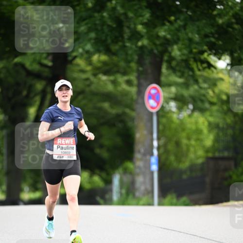 14.06.2026 - REWE Women's Run Dr. Thomas Lammeyer http://msf.ph/oto/9761201 14.06.2026 09:32:01 Laufen 10859, 7 meine-sportfotos.de