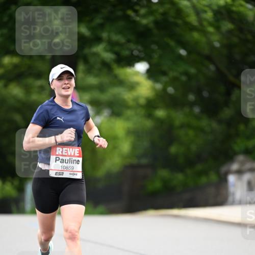 14.06.2026 - REWE Women's Run Dr. Thomas Lammeyer http://msf.ph/oto/9761221 14.06.2026 09:32:02 Laufen 10859 meine-sportfotos.de
