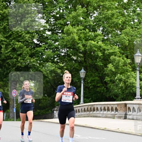 14.06.2026 - REWE Women's Run Dr. Thomas Lammeyer http://msf.ph/oto/9761248 14.06.2026 09:32:10 Laufen 11447, 11418 meine-sportfotos.de