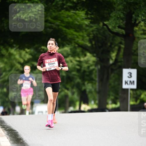 14.06.2026 - REWE Women's Run Dr. Thomas Lammeyer http://msf.ph/oto/9761309 14.06.2026 09:32:19 Laufen 10328, 3 meine-sportfotos.de