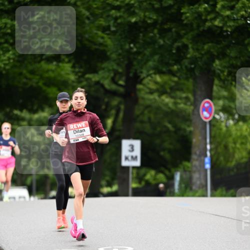 14.06.2026 - REWE Women's Run Dr. Thomas Lammeyer http://msf.ph/oto/9761330 14.06.2026 09:32:20 Laufen 0481, 10328, 657, 3 meine-sportfotos.de