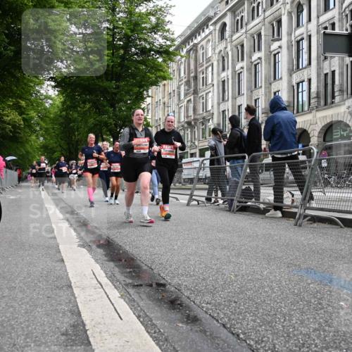 14.06.2026 - REWE Women's Run J. Mangold http://msf.ph/oto/9761336 14.06.2026 11:06:00 Ziel 5075, 5076, 5134, 5382, 5541, 5799, 5829, 5844, 5960, 6024 meine-sportfotos.de