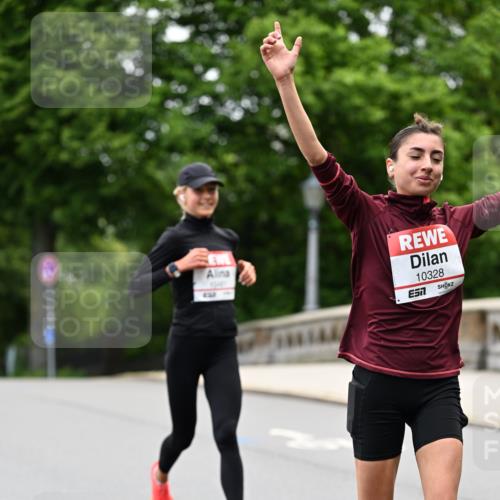 14.06.2026 - REWE Women's Run Dr. Thomas Lammeyer http://msf.ph/oto/9761370 14.06.2026 09:32:23 Laufen 10328, 7 meine-sportfotos.de