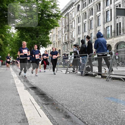 14.06.2026 - REWE Women's Run J. Mangold http://msf.ph/oto/9761385 14.06.2026 11:06:05 Ziel 5071, 5075, 5076, 5134, 5222, 5283, 5382, 5441, 5480, 5491, 5501, 5541, 5574, 5829, 6024, 6067 meine-sportfotos.de
