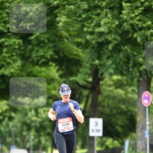 14.06.2026 - REWE Women's Run Dr. Thomas Lammeyer http://msf.ph/oto/9761427 14.06.2026 09:32:35 Laufen 11079, 7, 3 meine-sportfotos.de