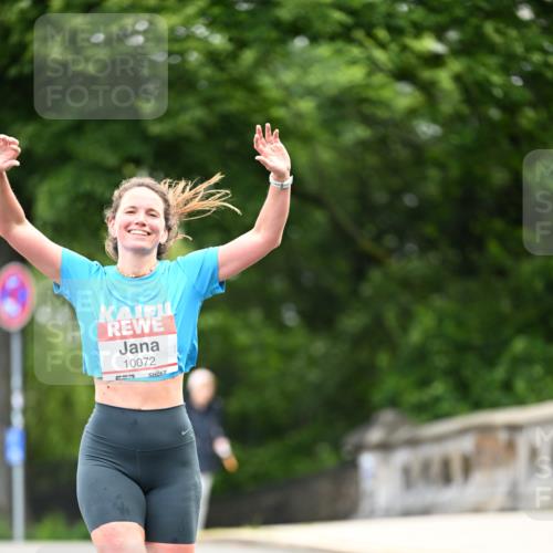 14.06.2026 - REWE Women's Run Dr. Thomas Lammeyer http://msf.ph/oto/9761480 14.06.2026 09:32:47 Laufen 10072 meine-sportfotos.de