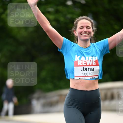 14.06.2026 - REWE Women's Run Dr. Thomas Lammeyer http://msf.ph/oto/9761496 14.06.2026 09:32:48 Laufen 10072 meine-sportfotos.de