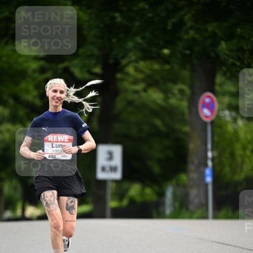 14.06.2026 - REWE Women's Run Dr. Thomas Lammeyer http://msf.ph/oto/9761568 14.06.2026 09:33:18 Laufen 10020, 3 meine-sportfotos.de