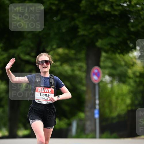 14.06.2026 - REWE Women's Run Dr. Thomas Lammeyer http://msf.ph/oto/9761627 14.06.2026 09:33:49 Laufen 11023, 7 meine-sportfotos.de