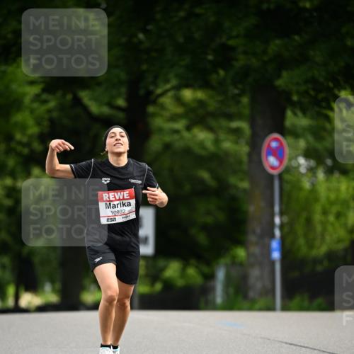 14.06.2026 - REWE Women's Run Dr. Thomas Lammeyer http://msf.ph/oto/9761654 14.06.2026 09:33:52 Laufen 10892 meine-sportfotos.de