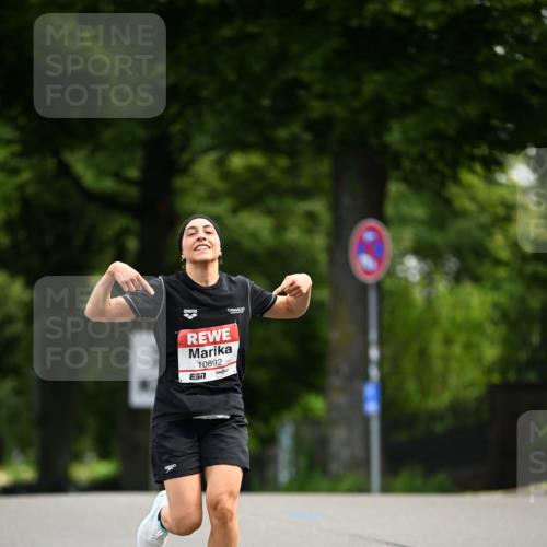 14.06.2026 - REWE Women's Run Dr. Thomas Lammeyer http://msf.ph/oto/9761662 14.06.2026 09:33:53 Laufen 10892, 7 meine-sportfotos.de