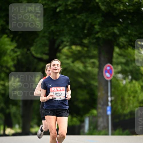 14.06.2026 - REWE Women's Run Dr. Thomas Lammeyer http://msf.ph/oto/9761713 14.06.2026 09:34:00 Laufen 11520 meine-sportfotos.de