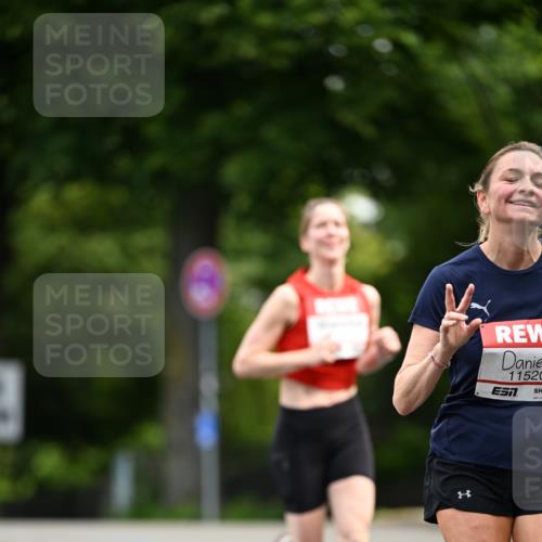 14.06.2026 - REWE Women's Run Dr. Thomas Lammeyer http://msf.ph/oto/9761733 14.06.2026 09:34:02 Laufen 11520 meine-sportfotos.de