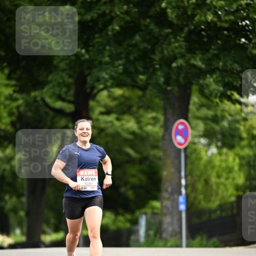 14.06.2026 - REWE Women's Run Dr. Thomas Lammeyer http://msf.ph/oto/9761779 14.06.2026 09:34:10 Laufen 10081 meine-sportfotos.de