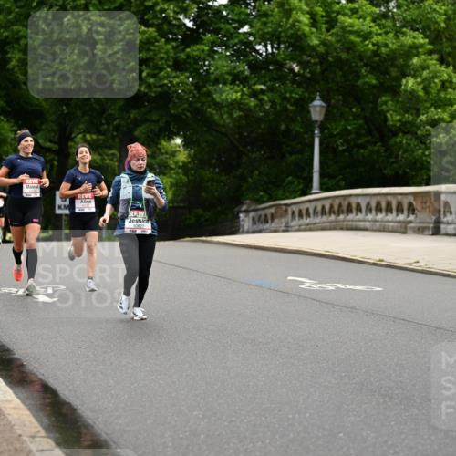 14.06.2026 - REWE Women's Run Dr. Thomas Lammeyer http://msf.ph/oto/9761981 14.06.2026 09:34:46 Laufen 10827 meine-sportfotos.de