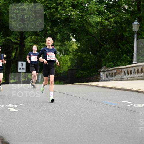 14.06.2026 - REWE Women's Run Dr. Thomas Lammeyer http://msf.ph/oto/9762201 14.06.2026 09:35:11 Laufen 3, 7 meine-sportfotos.de