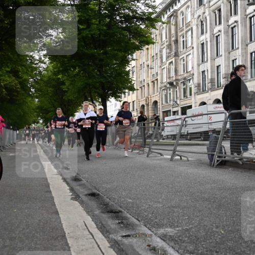 14.06.2026 - REWE Women's Run J. Mangold http://msf.ph/oto/9762237 14.06.2026 11:08:07 Ziel 5175, 5296, 5414, 5459, 5875, 5900, 5931, 5949 meine-sportfotos.de