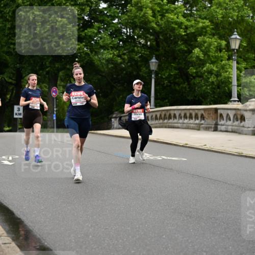 14.06.2026 - REWE Women's Run Dr. Thomas Lammeyer http://msf.ph/oto/9762323 14.06.2026 09:35:21 Laufen 3, 19, 06, 2026 meine-sportfotos.de